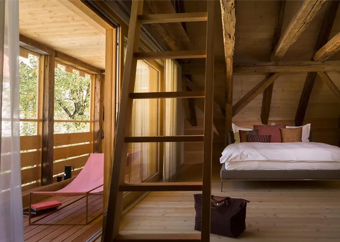 Otel Casa Caminada *